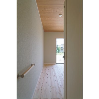 「あるといい」場所には、手すりを。