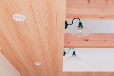 照明も、納得するまで選びます。